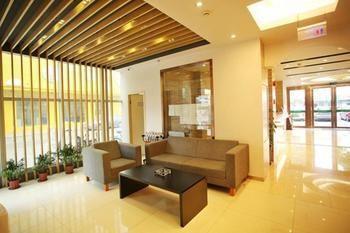 Motel 168 Shanghai Nanhui Huinan Subway Station Exterior photo